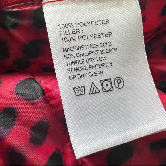 TOMMY BAHAMA Womens Reversible Puffer Jacket Red / Leopard Size Extra Small NWOT - Picture 8 of 14